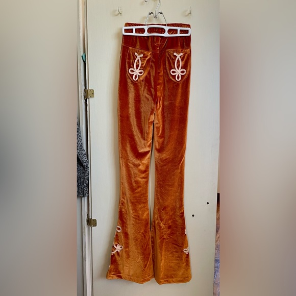 Nine Lives Bazaar Zeppelin Flare Velvet Pants in Rust. Size AUS6 Tall/US 2 Tall - Picture 3 of 9